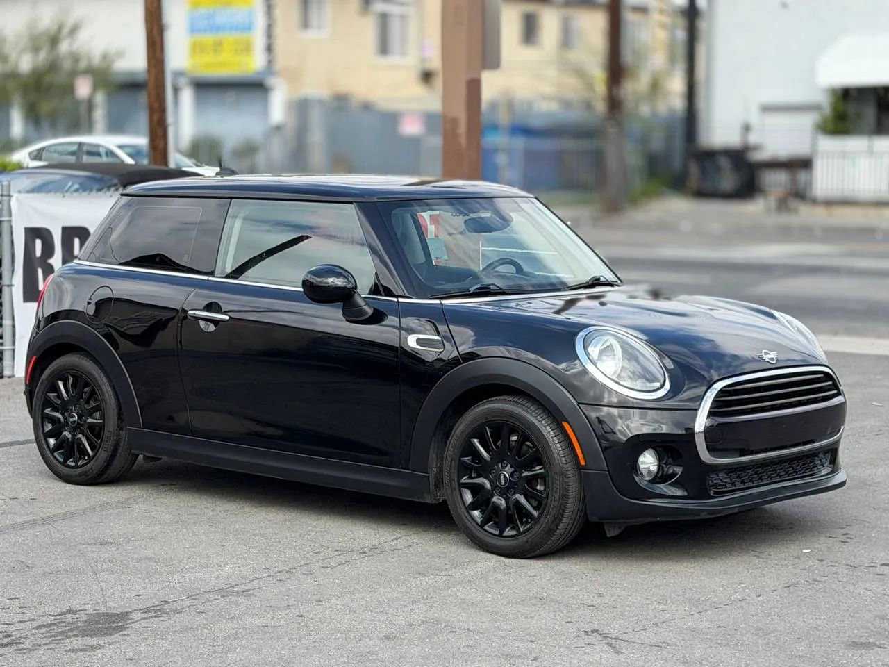 Used 2019 MINI Cooper 2-Door Hardtop FWD image 19