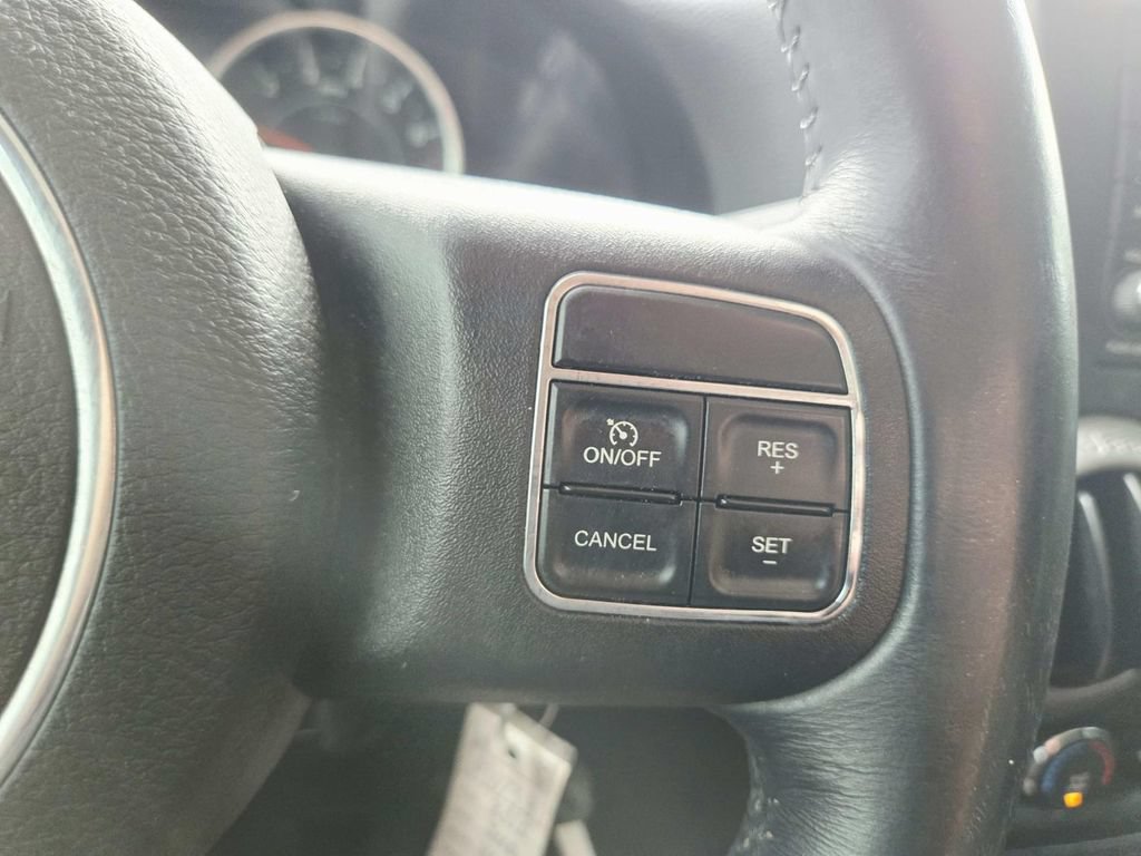 Used 2015 Jeep Wrangler Unlimited Sport w/ Quick Order Package 24S AWD/4WD image 24