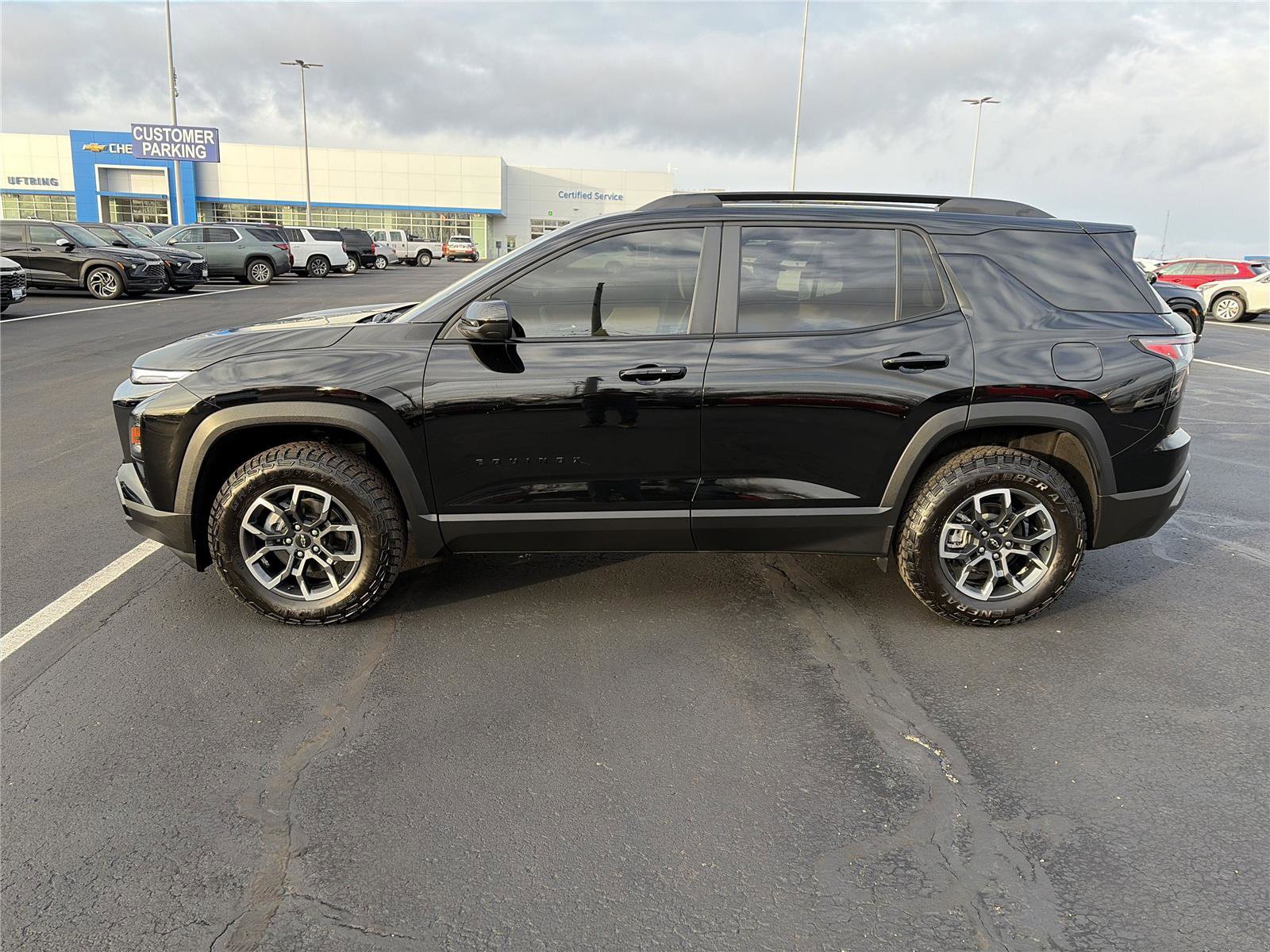 Used 2026 Chevrolet Equinox ACTIV w/ LPO, Floor Liner Package AWD/4WD image 8