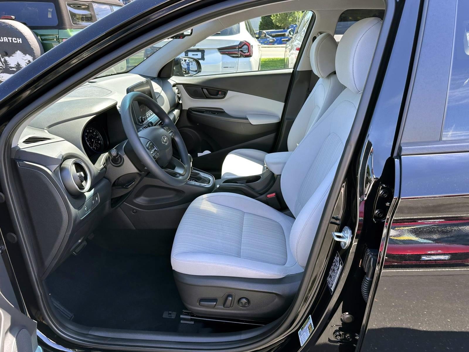 Used 2023 Hyundai Kona SEL w/ Cargo Package AWD/4WD image 11