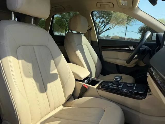 Used 2019 Audi Q5 2.0T Premium AWD/4WD image 39