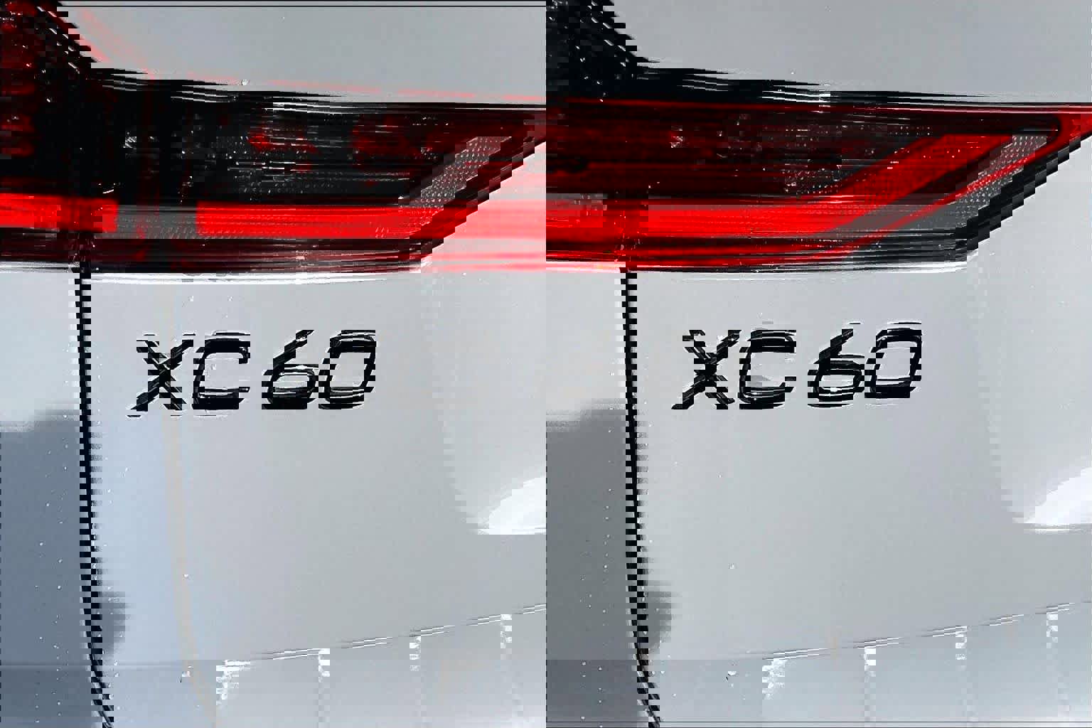 New 2026 Volvo XC60 B5 Ultra w/ Protection Package Premier image 6