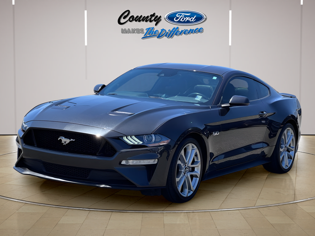Used 2022 Ford Mustang GT Premium w/ Equipment Group 401A RWD image 2