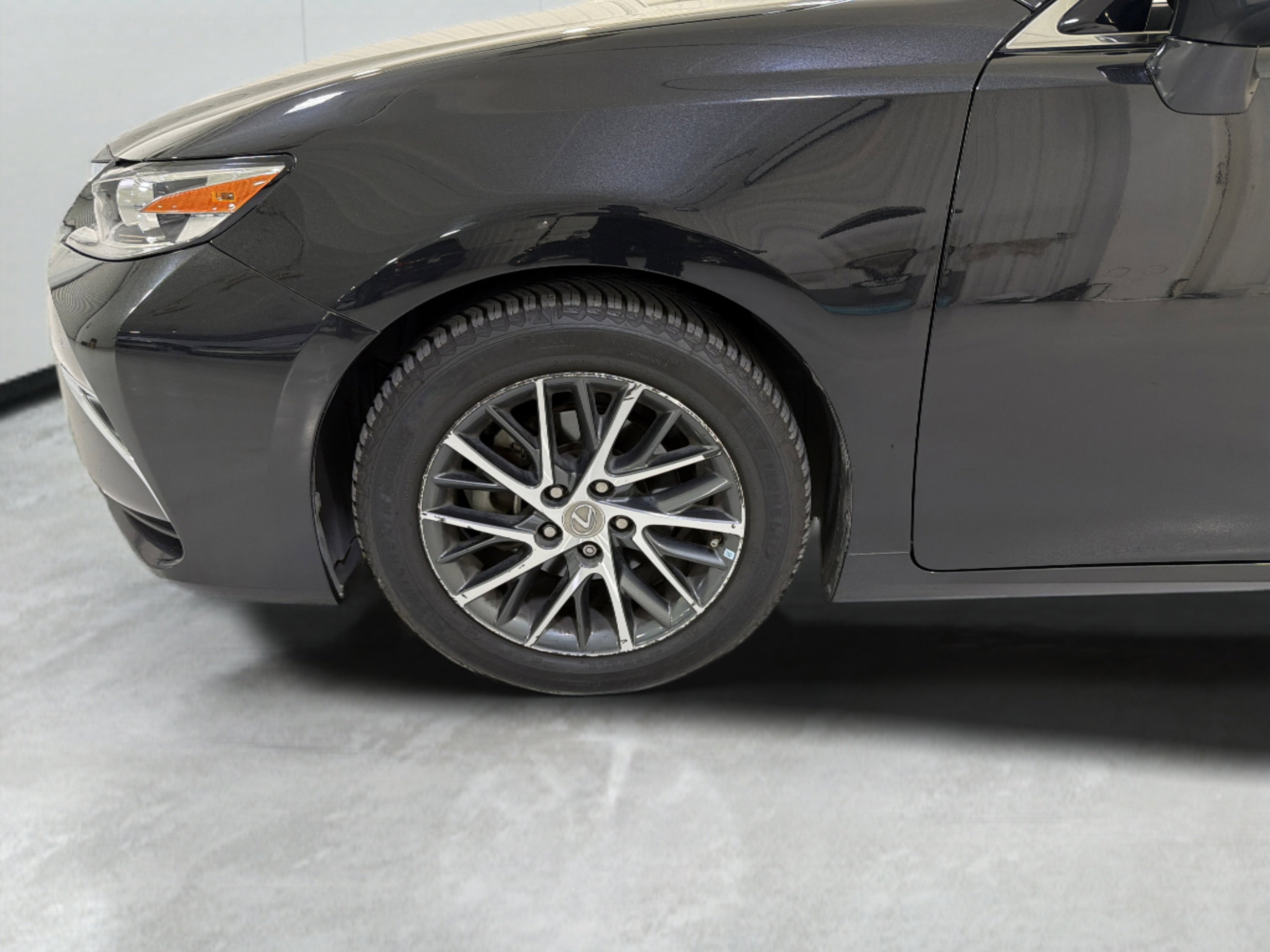 Used 2017 Lexus ES 350 w/ Luxury Package FWD image 20