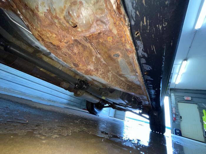 Used 2010 Mercury Mariner 4WD image 12