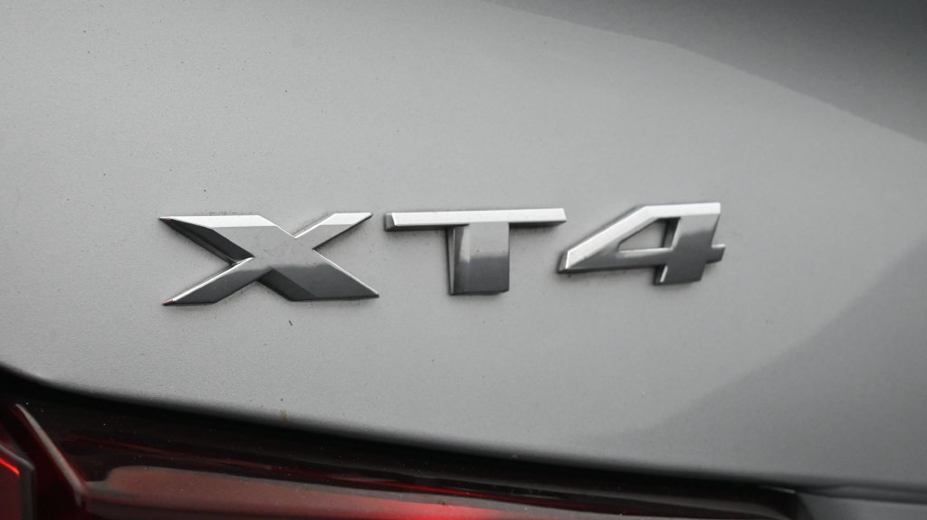 Used 2022 Cadillac XT4 Luxury FWD image 20