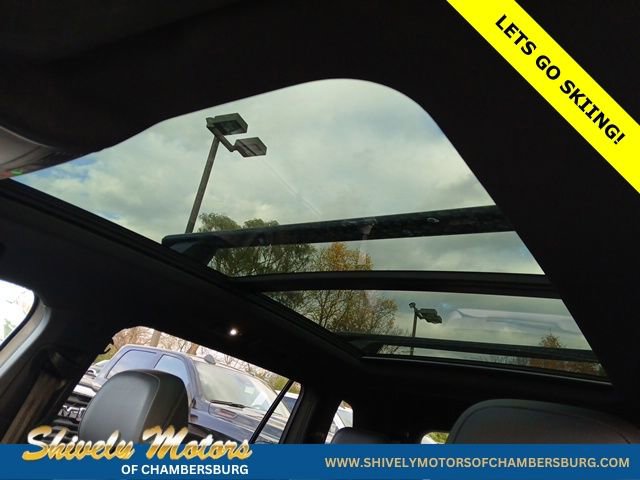 Used 2020 Volkswagen Tiguan SE R-Line w/ 3rd Row Seat Package image 17