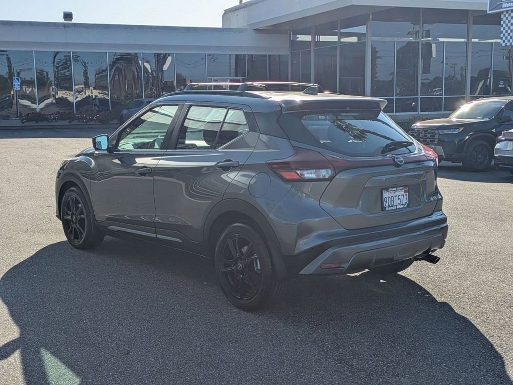 Used 2023 Nissan Kicks SR w/ Interior Electronics Package image 16
