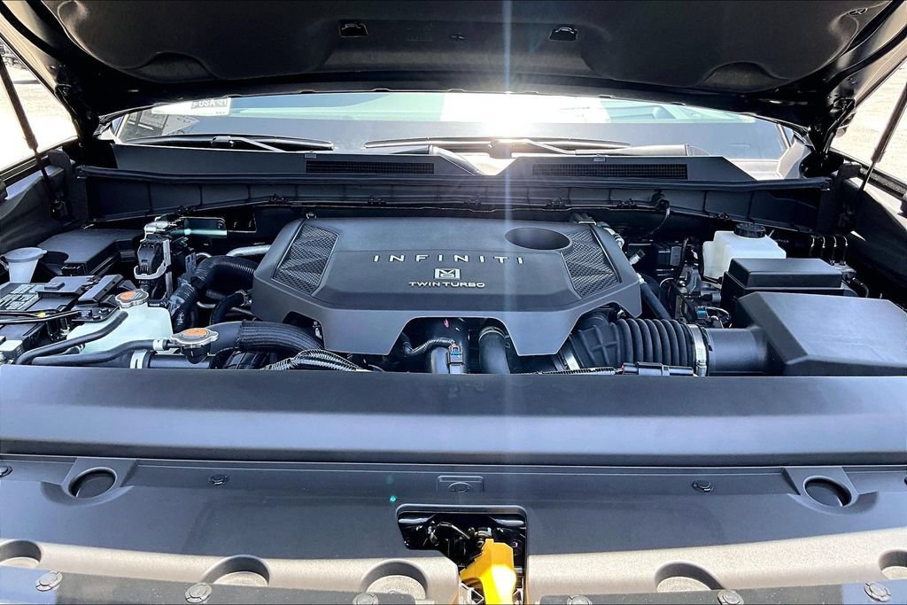 New 2027 INFINITI QX80 Luxe RWD image 15