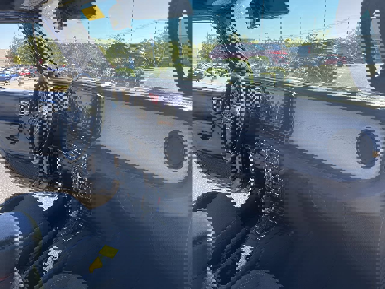 Used 2024 Jeep Wrangler Sport S image 28