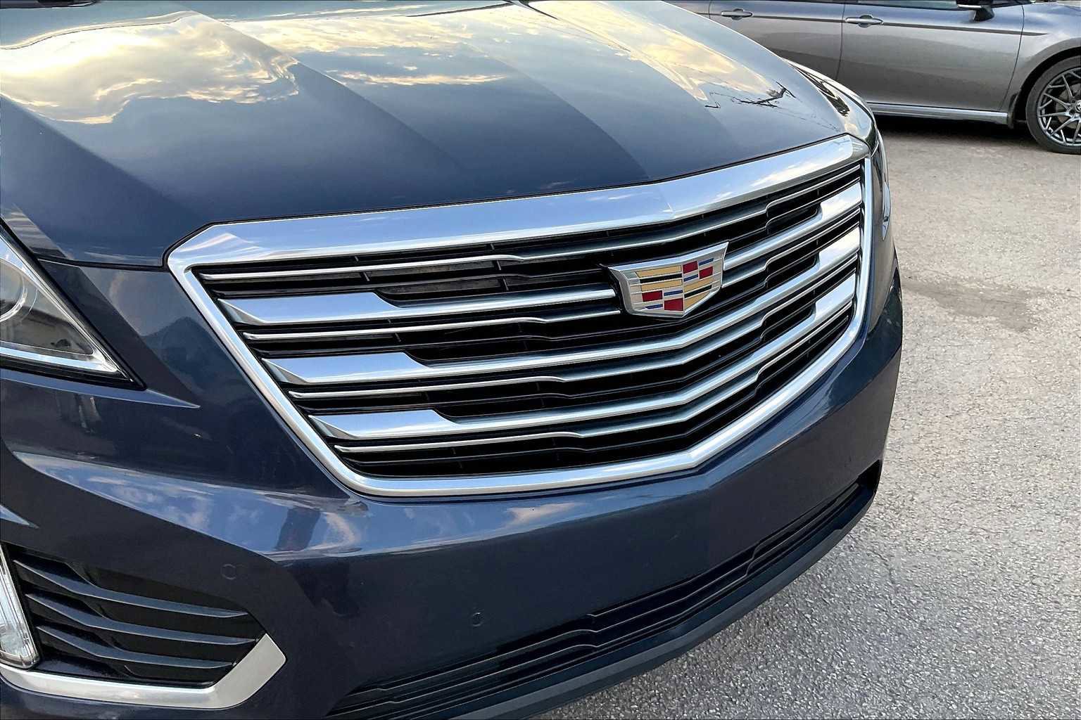 Used 2018 Cadillac XT5 Luxury w/ Driver Awareness Package image 51