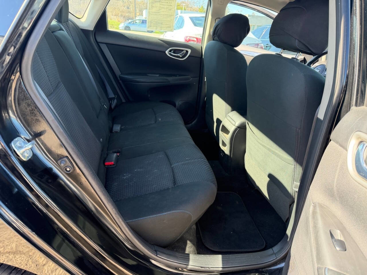 Used 2019 Nissan Sentra SR image 11