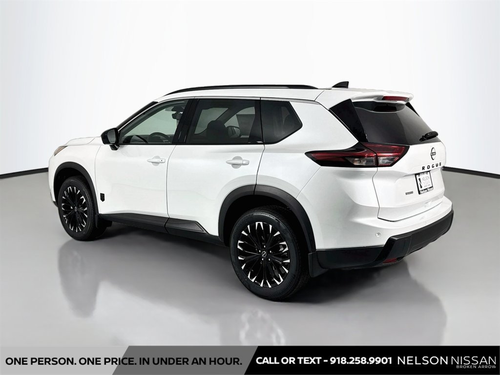 New 2026 Nissan Rogue Dark Armor FWD image 7