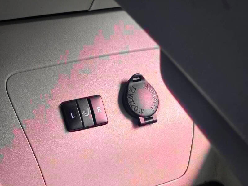 Used 2014 Toyota Prius Four FWD image 19