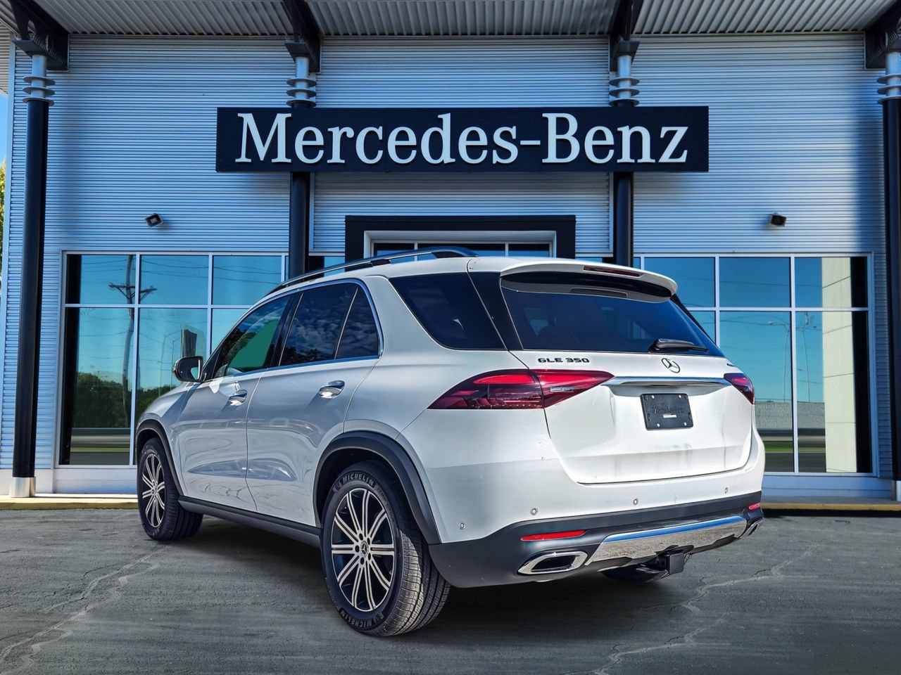 New 2026 Mercedes-Benz GLE 350 4MATIC image 4