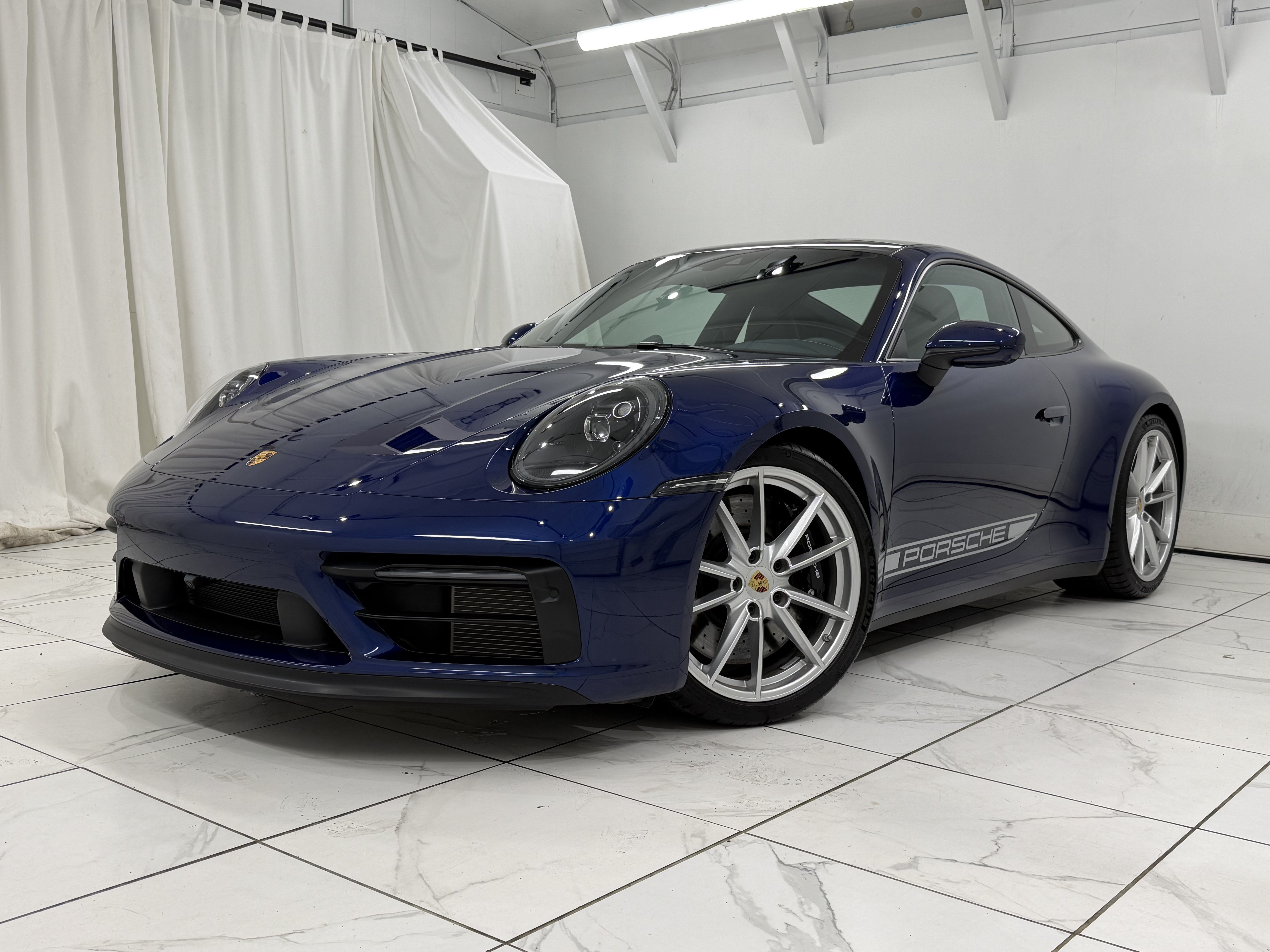 Used 2024 Porsche 911 Carrera GTS RWD image 7