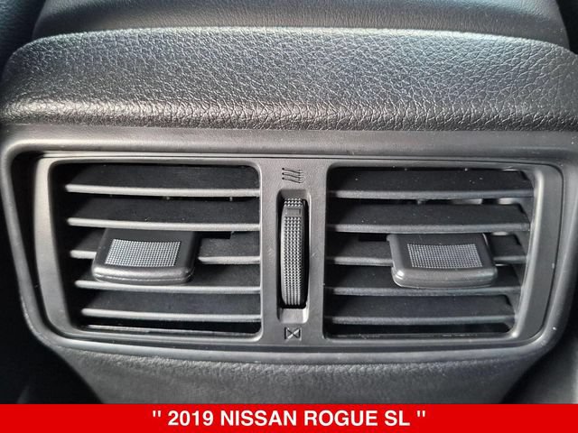 Used 2019 Nissan Rogue SL w/ Premium Package AWD/4WD image 32