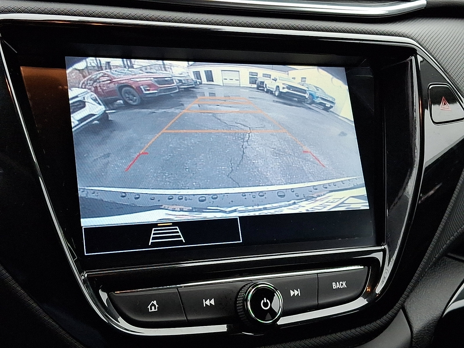 Certified 2023 Chevrolet TrailBlazer LT w/ Convenience Package image 18