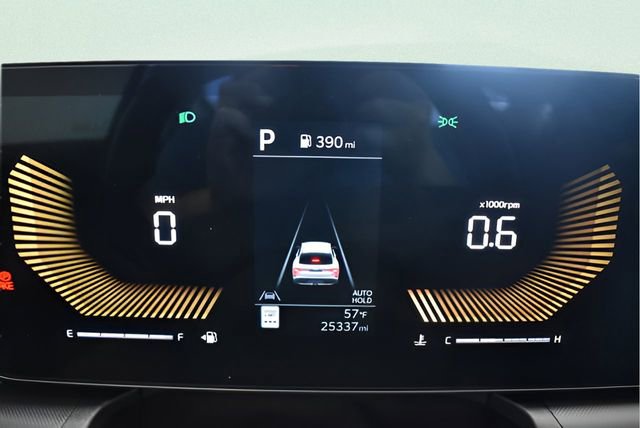 Used 2025 Kia K4 image 25