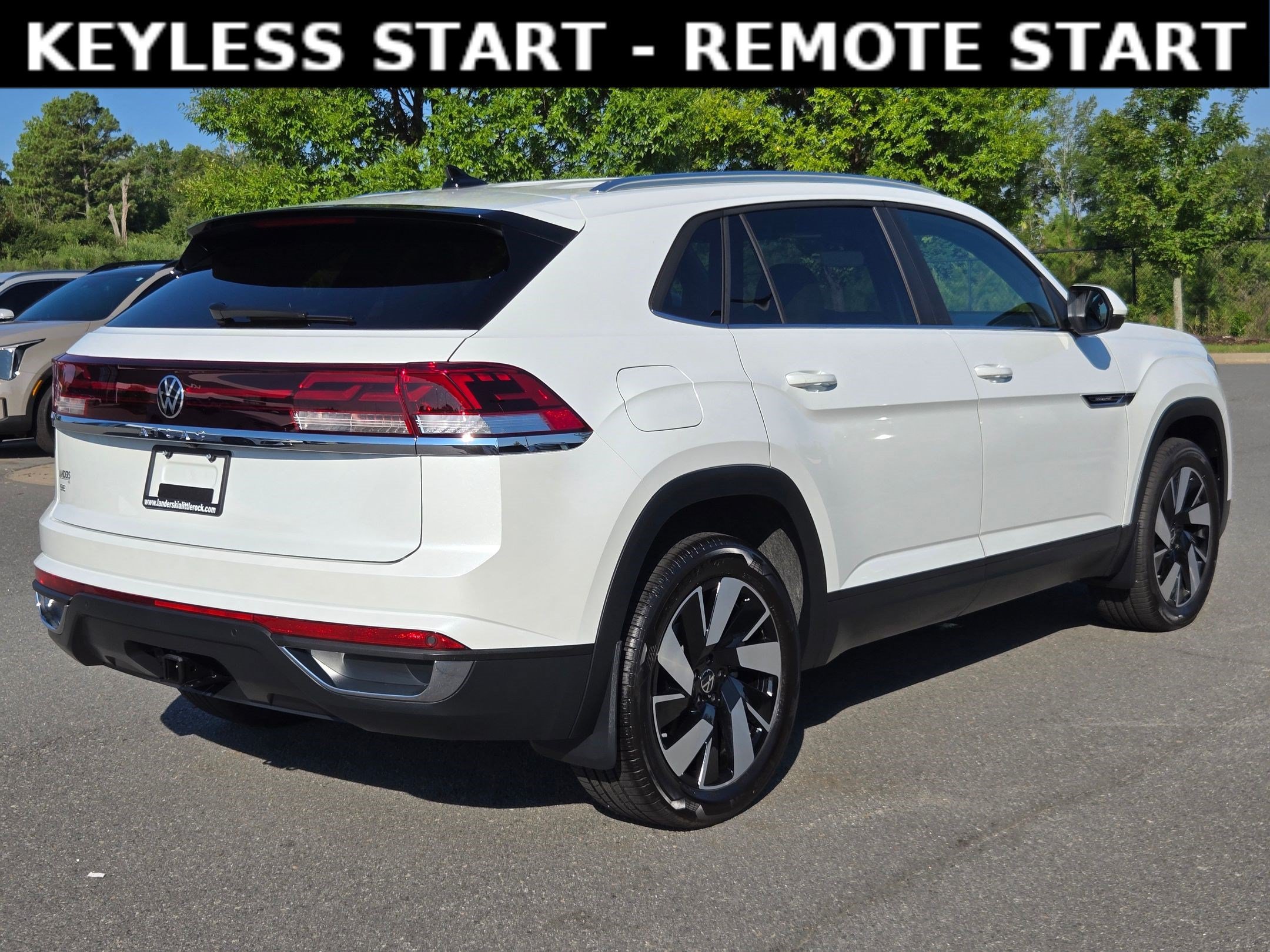 Used 2026 Volkswagen Atlas Cross Sport SE FWD image 7