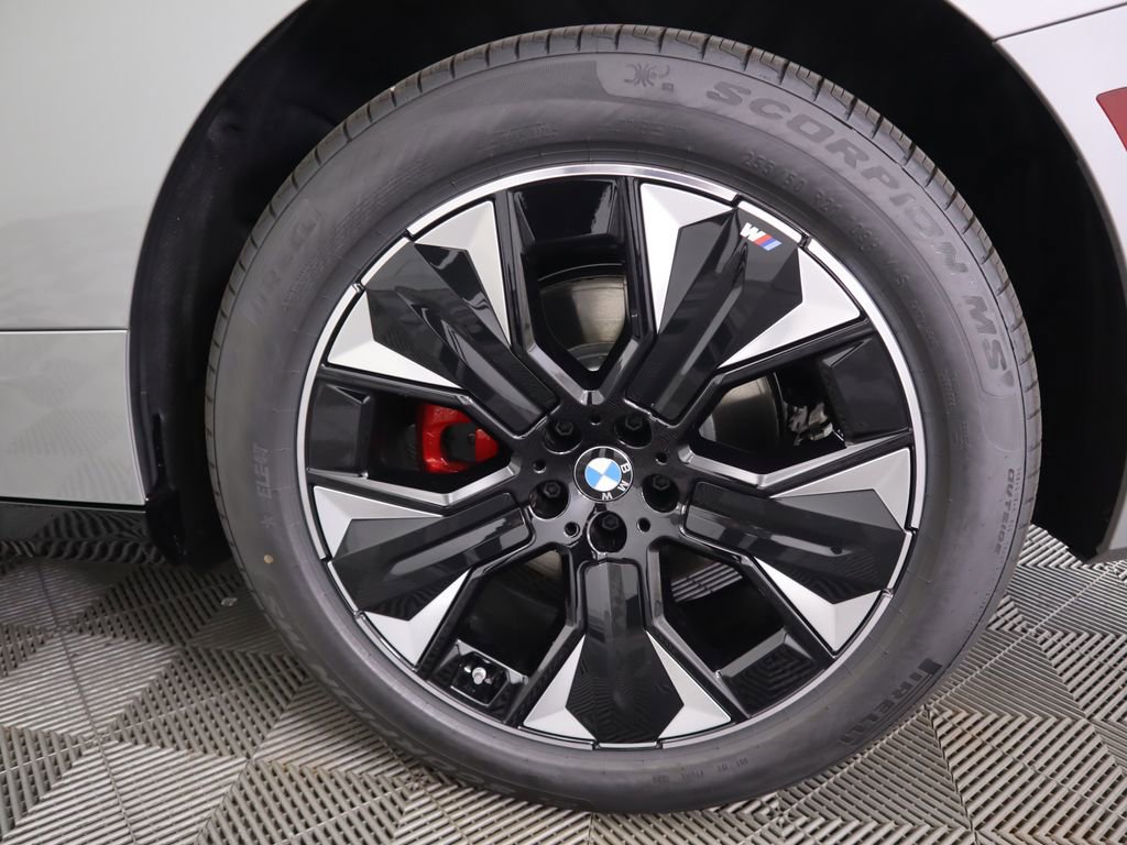 New 2026 BMW iX xDrive45 w/ M Sport Package image 31