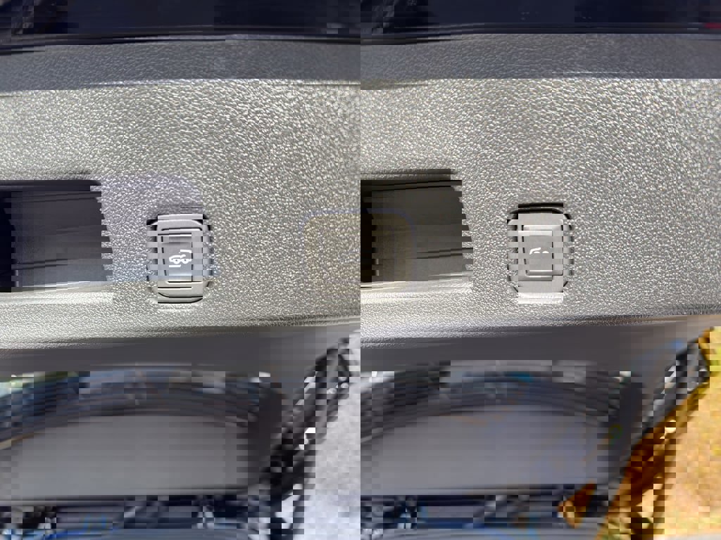 New 2026 Buick Enclave Sport Touring w/ Power Package image 21