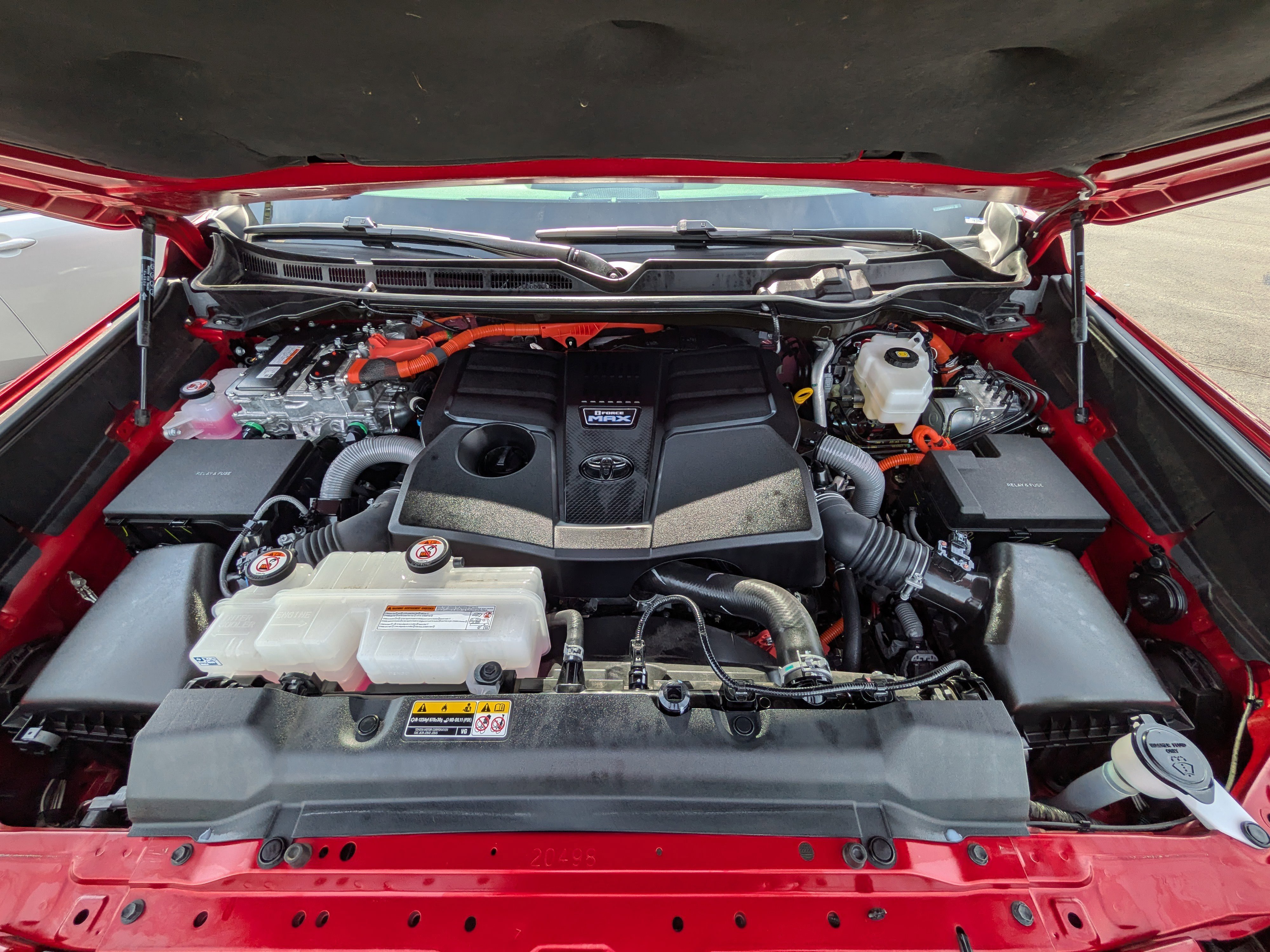 Used 2025 Toyota Tundra Limited AWD/4WD image 23