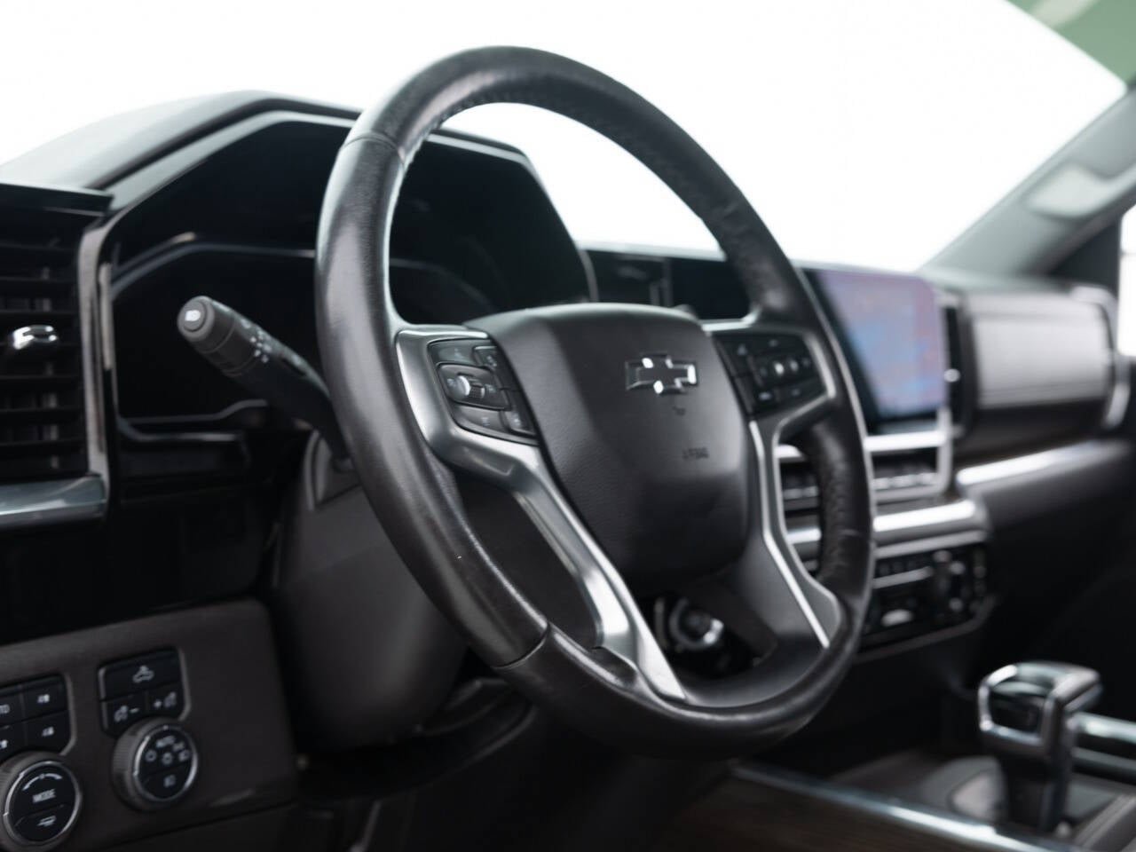 Used 2022 Chevrolet Silverado 1500 LT Trail Boss image 27