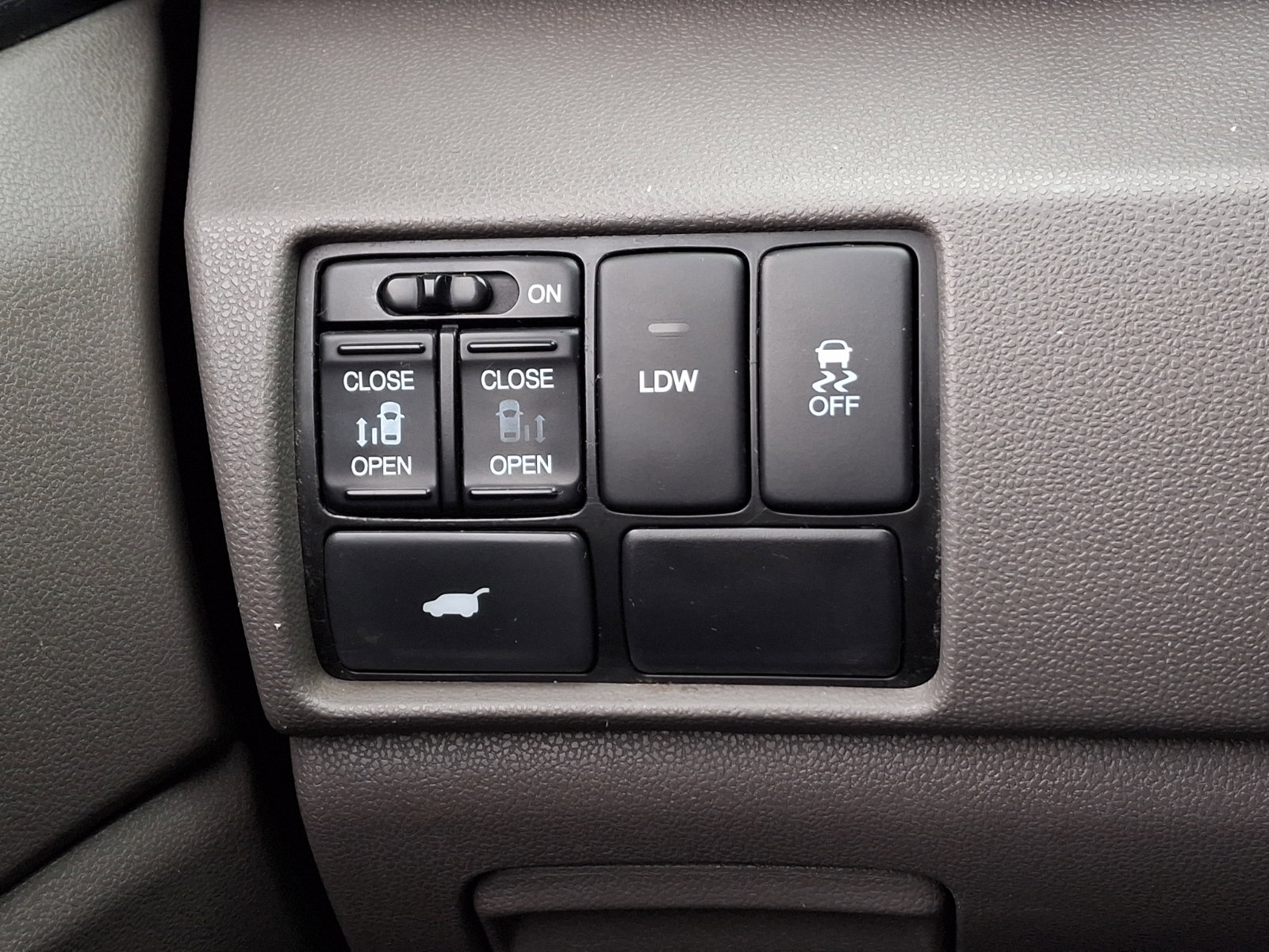 Used 2014 Honda Odyssey EX-L image 24