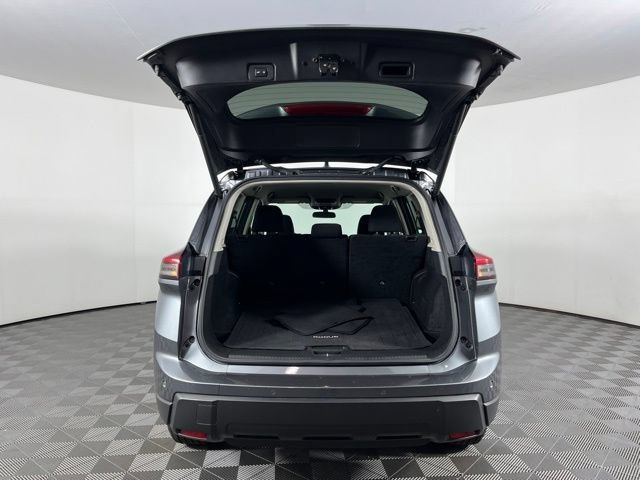 Certified 2025 Nissan Rogue SV FWD image 46