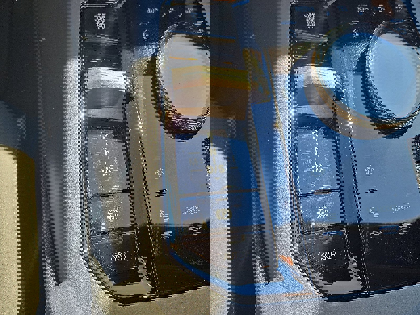 Used 2025 BMW X3 xDrive30i w/ Convenience Package image 16