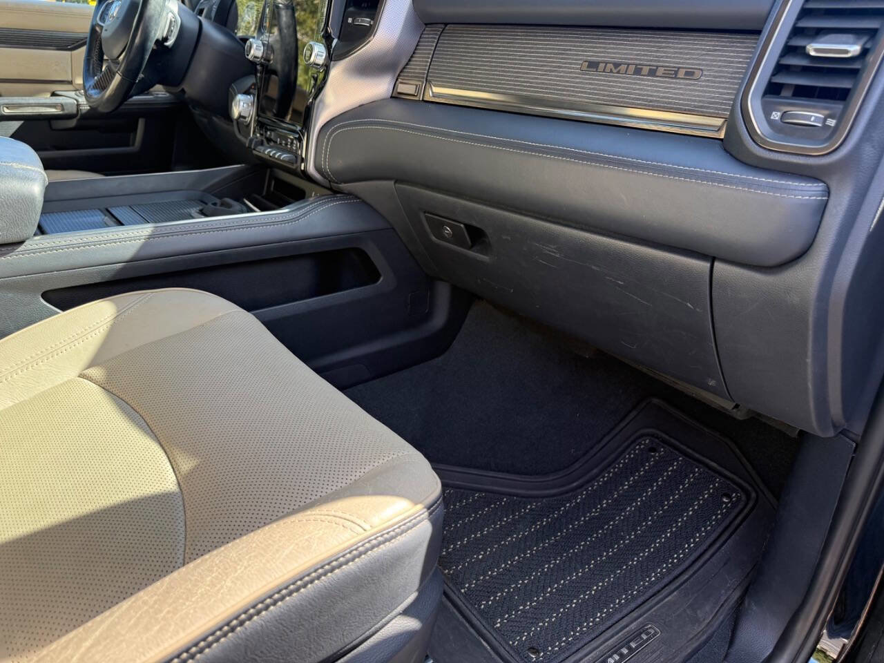 Used 2020 RAM 2500 Limited image 54