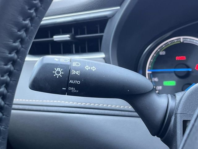 Used 2024 Toyota Venza LE image 29