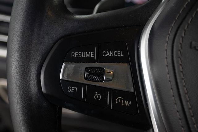 Used 2022 BMW X5 sDrive40i w/ Premium Package image 12