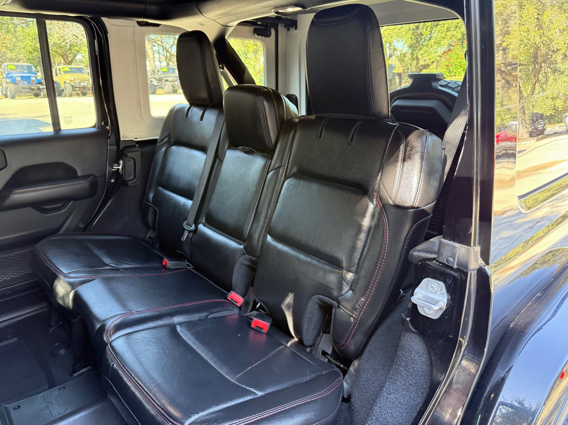 Used 2019 Jeep Wrangler Unlimited Rubicon image 47
