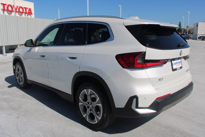 Used 2023 BMW X1 xDrive28i w/ Convenience Package AWD/4WD image 5