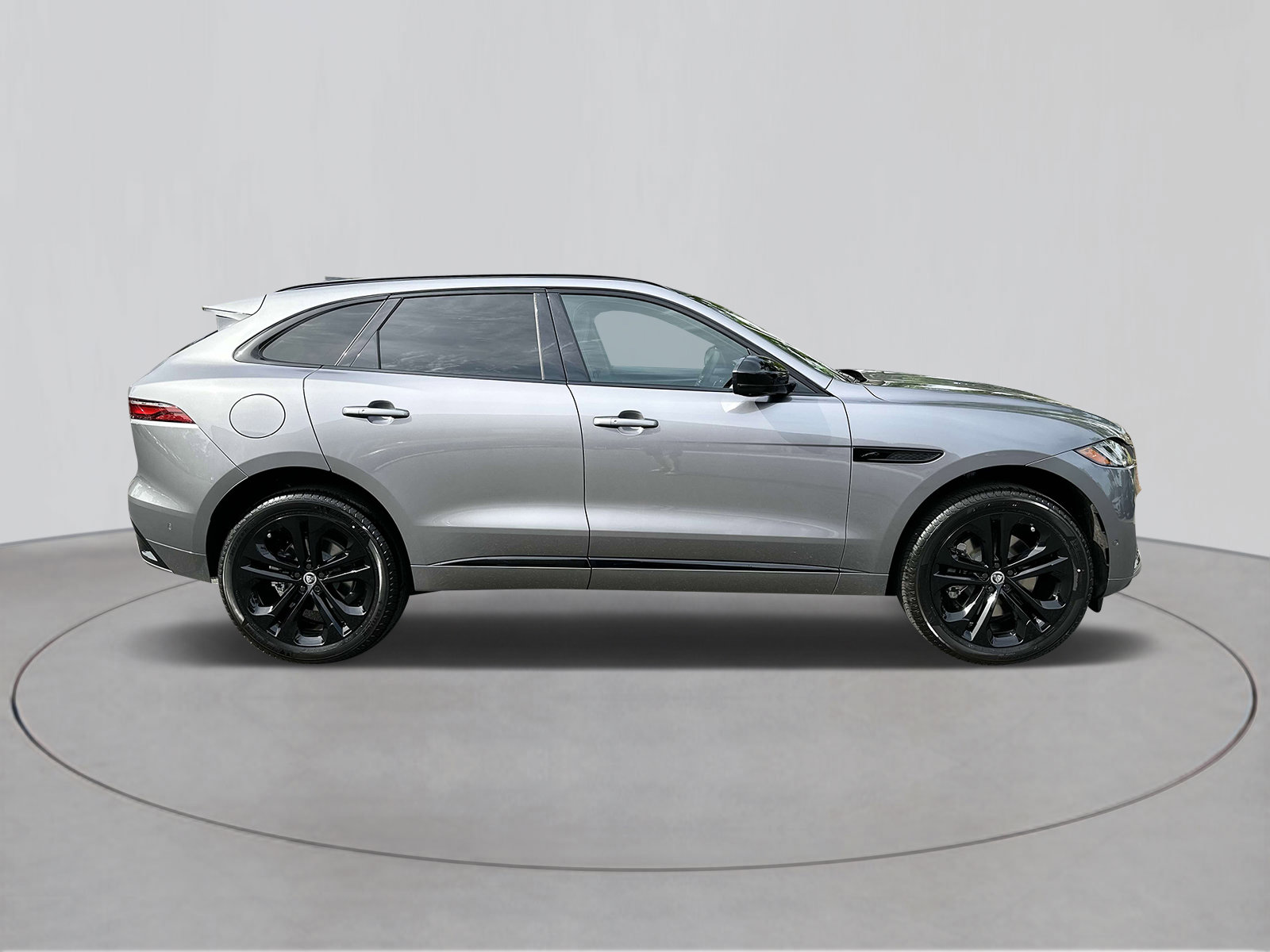 New 2026 Jaguar F-PACE R-Dynamic S image 5