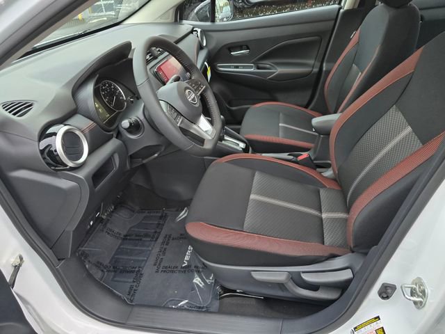 New 2025 Nissan Versa SR image 18