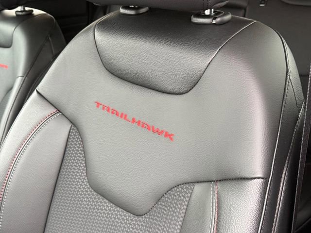 New 2026 Jeep Compass Trailhawk image 19