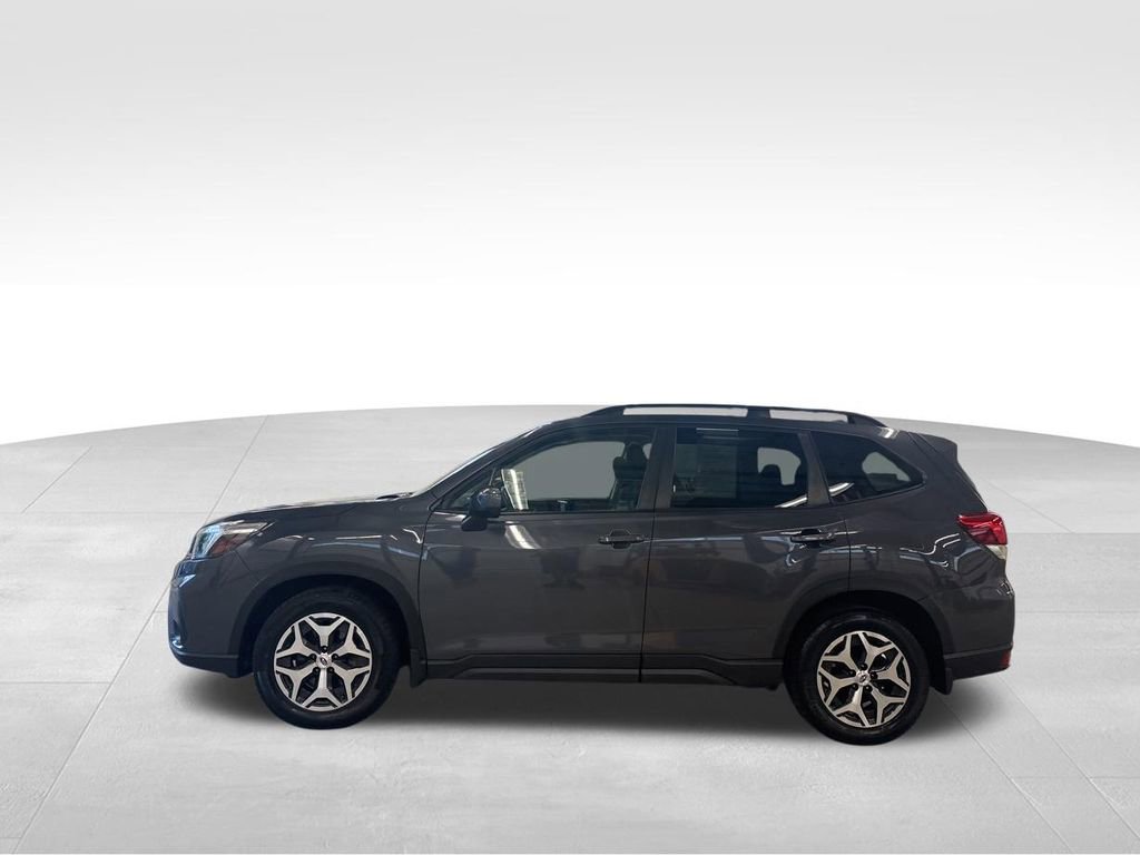 Used 2021 Subaru Forester Premium AWD/4WD image 6