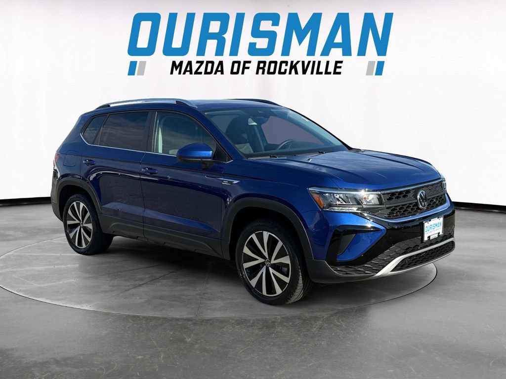 Used 2022 Volkswagen Taos SE w/ IQ.Drive SE Package image 1