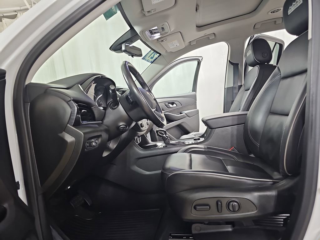 Certified 2021 Chevrolet Traverse High Country image 22