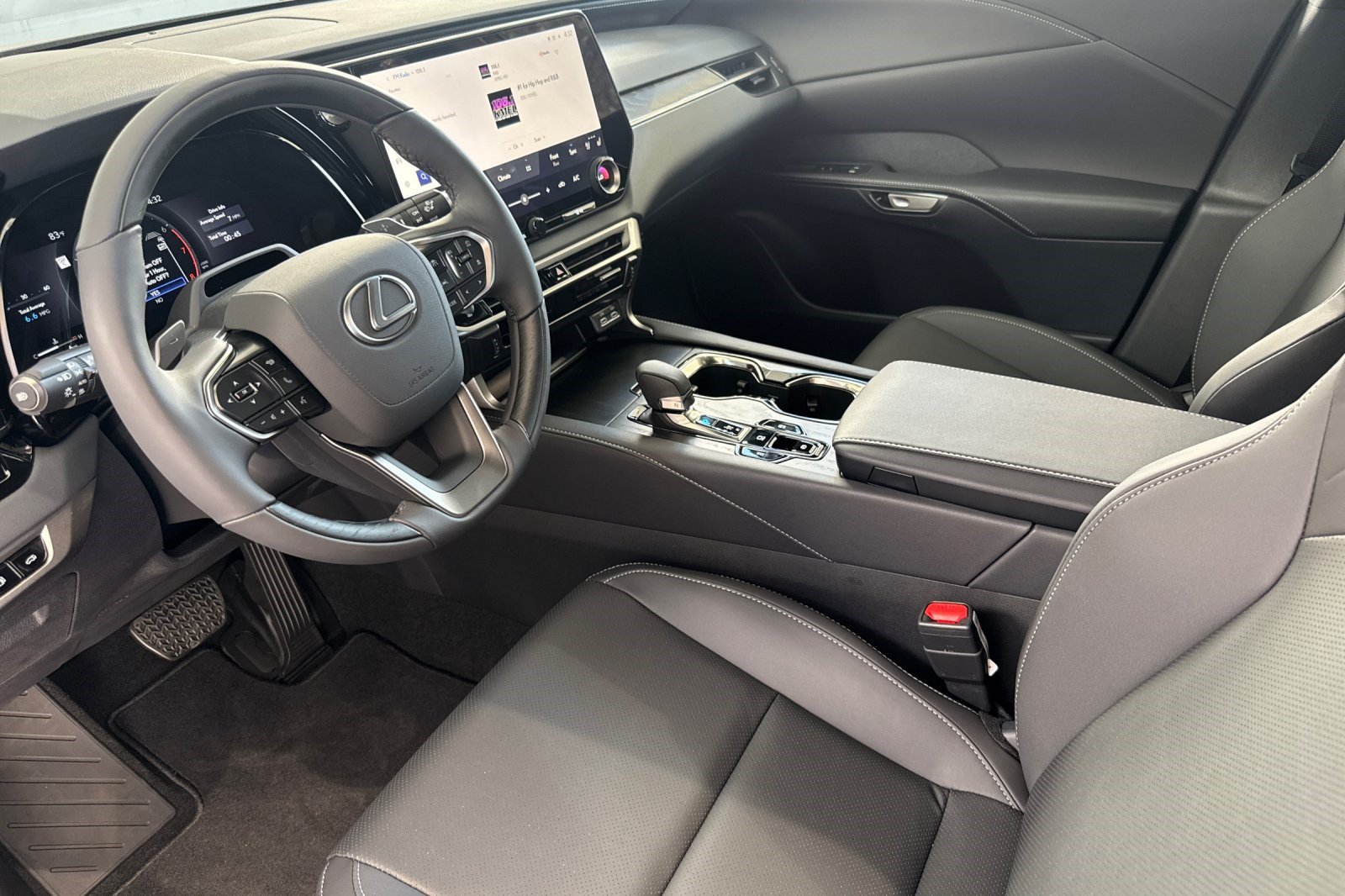 New 2026 Lexus RX 350 Premium w/ Convenience Package FWD image 8
