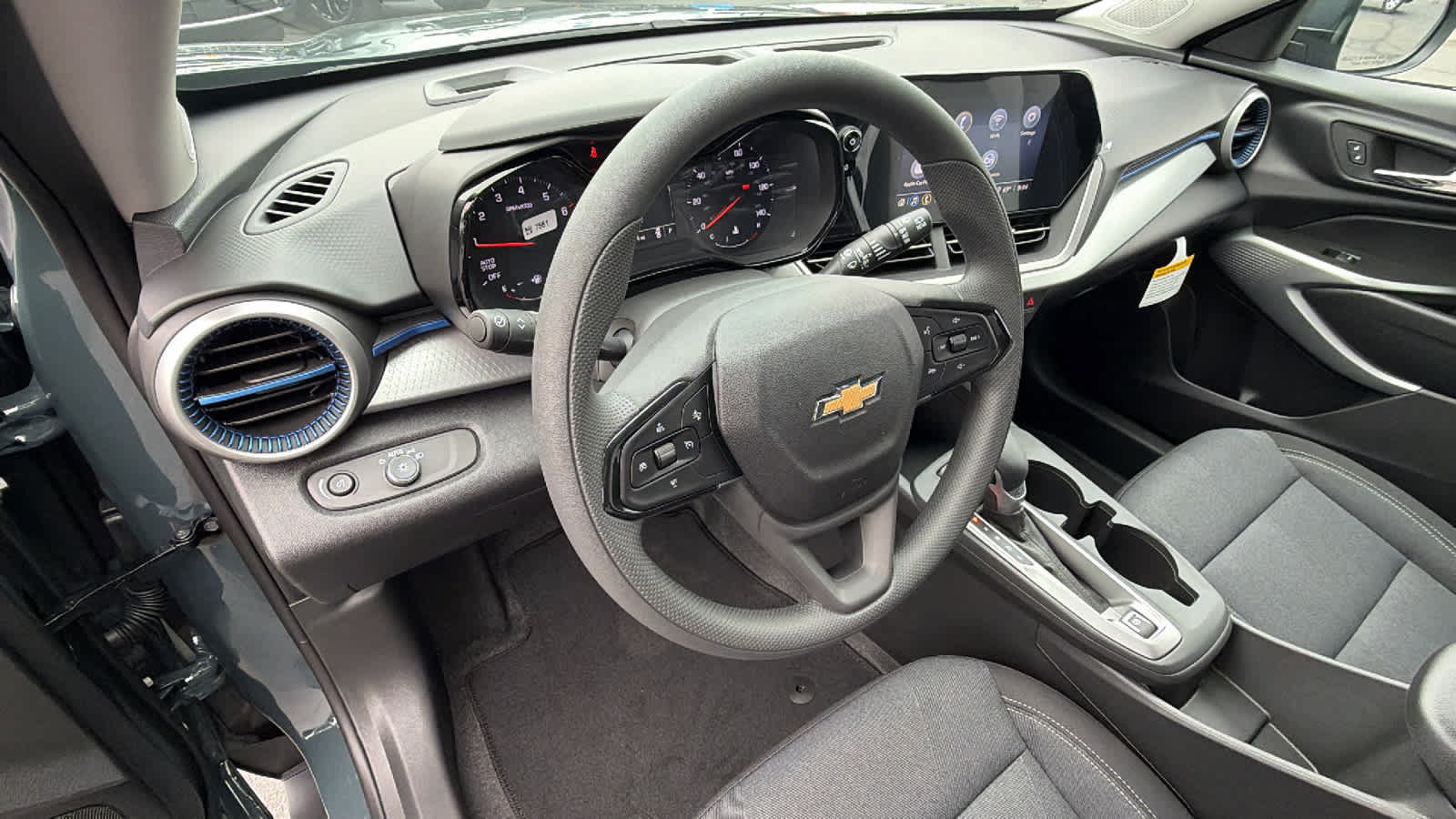 Certified 2026 Chevrolet Trax LS w/ LS Convenience Package FWD image 10