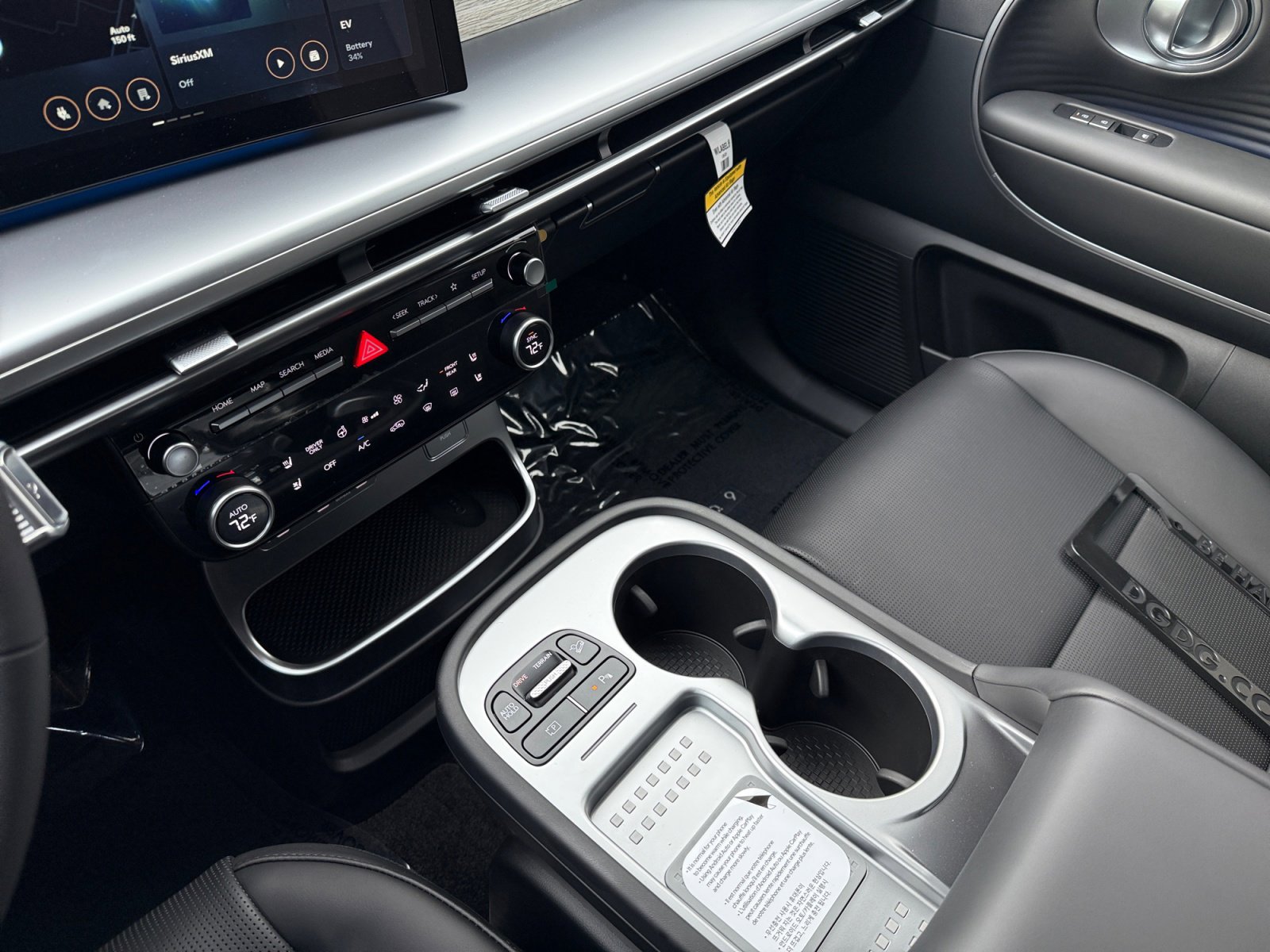 New 2026 Hyundai Ioniq 9 SEL w/ Tow & Go Package image 13