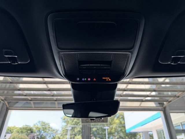 New 2026 Chevrolet Traverse RS w/ LPO, Floor Liner Package image 21