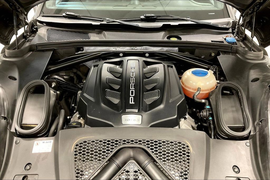 Used 2015 Porsche Macan S image 29