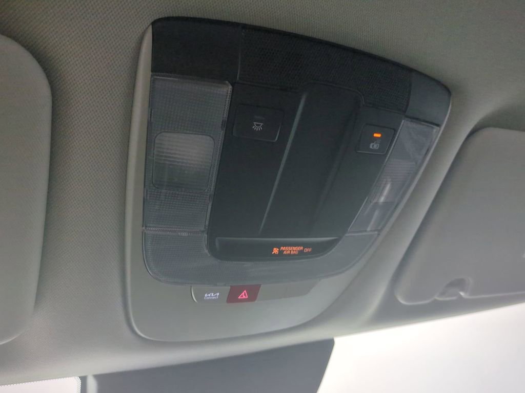 Used 2024 Kia Sportage EX image 23