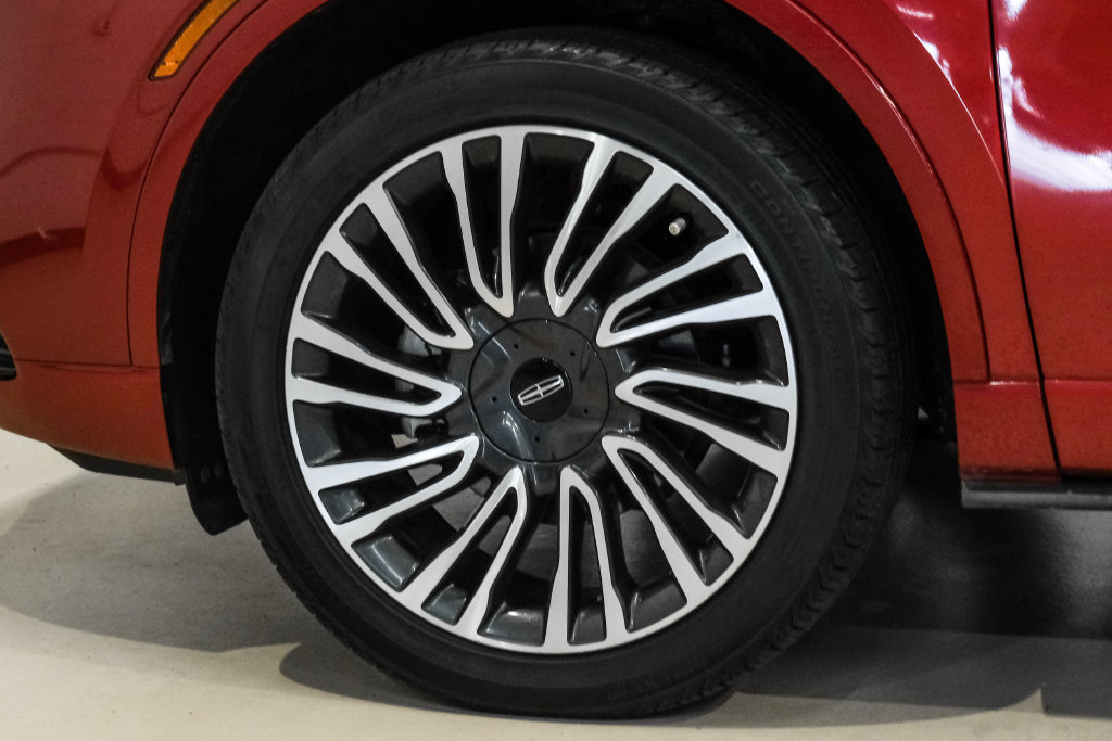 Used 2022 Lincoln Corsair AWD w/ Premium Package image 57
