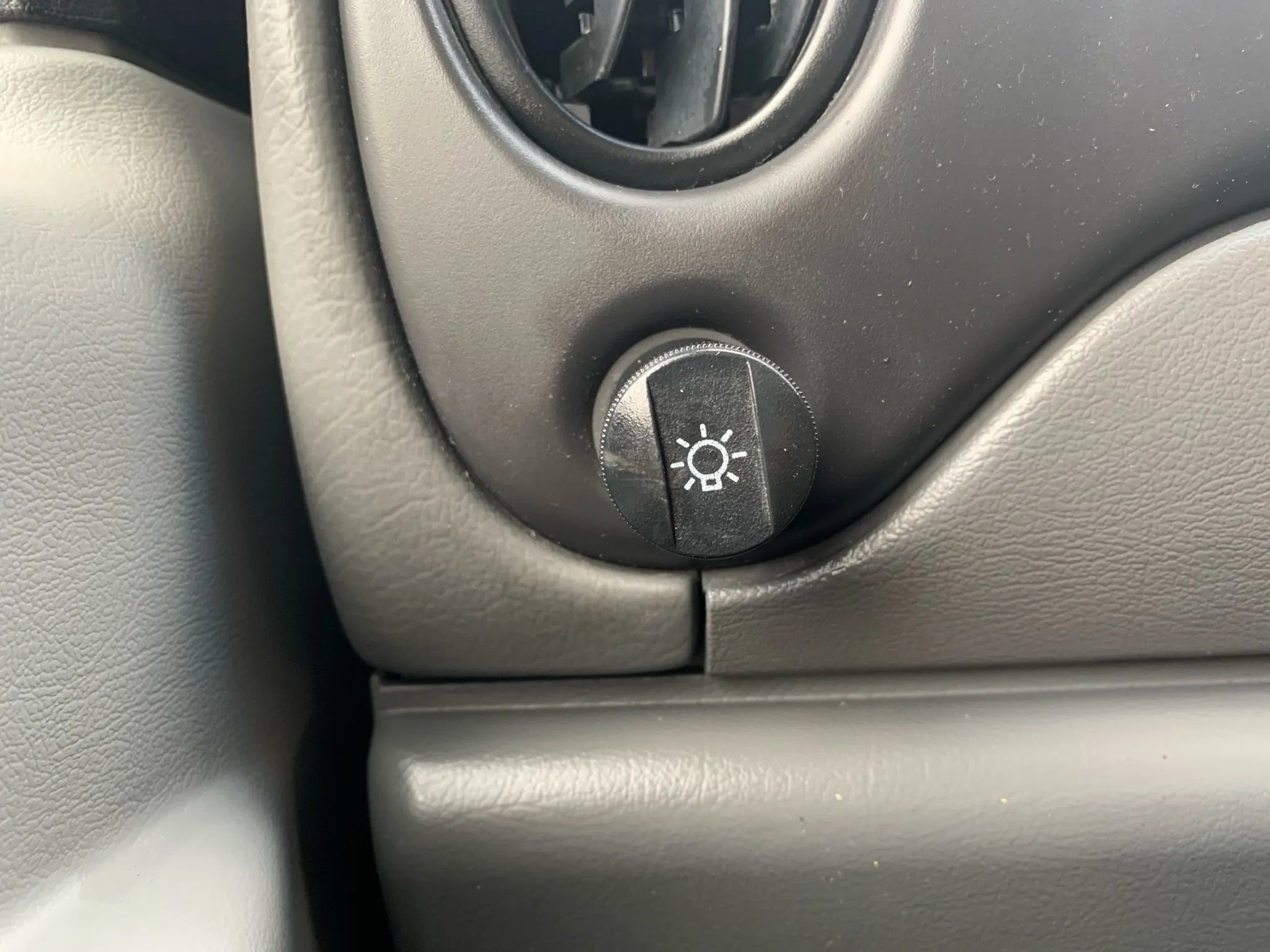 Used 2007 Ford E-350 and Econoline 350 XL image 19